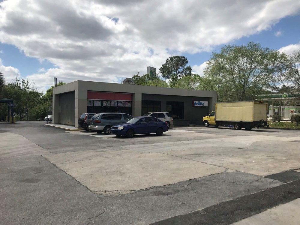 7305 W Newberry Road, Gainesville, FL 32605